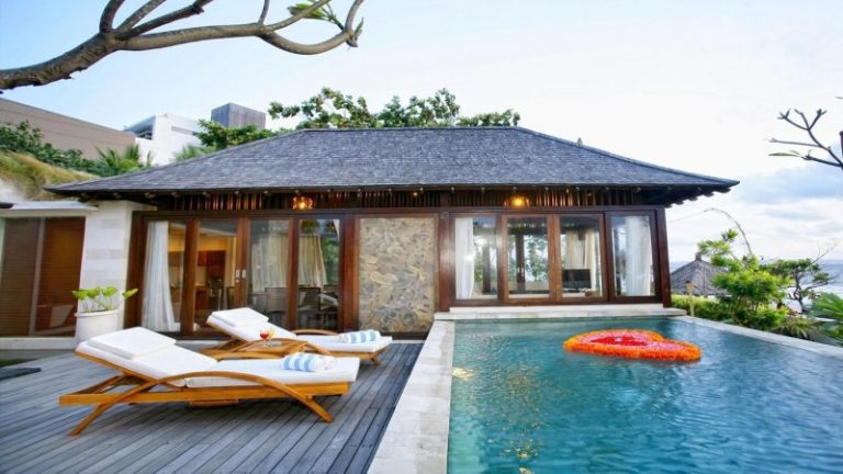 5 Villa Romantis di Seminyak untuk Bulan Madu Anda