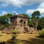 Candi Badut: Perjalanan Wisata ke Masa Lalu di Malang