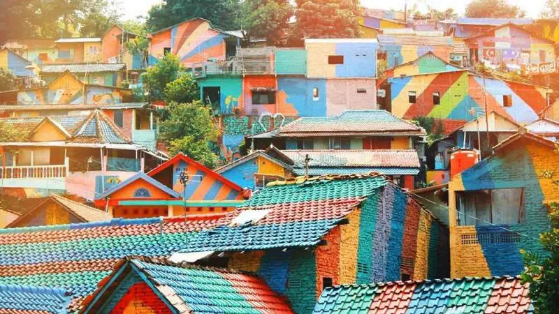 Indahnya Kampung Pelangi Semarang: Destinasi Wisata Instagramable yang Menggugah Imajinasi